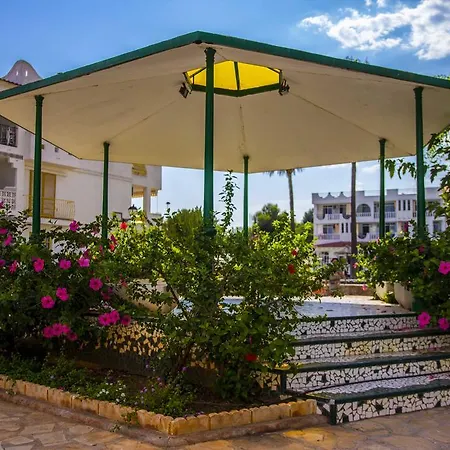 Appart hôtel Kione Playa Romana Park 3*