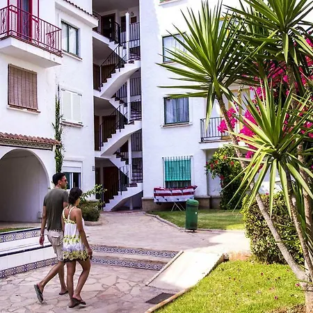 Aparthotel Kione Playa Romana Park 4*